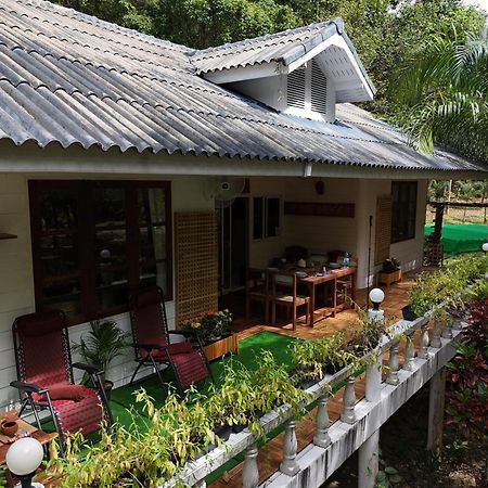 沽生活度假屋 Ko Kut 外观 照片